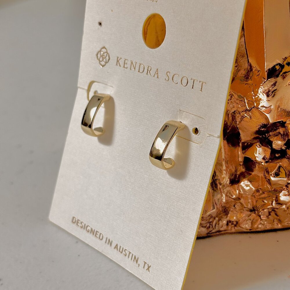 Kendra Scott Traci Huggie Hoop Earrings - Gold